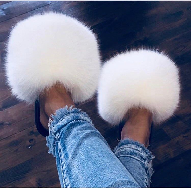 Faux Fur Slides – Plush Luxury Slip-On Slippers